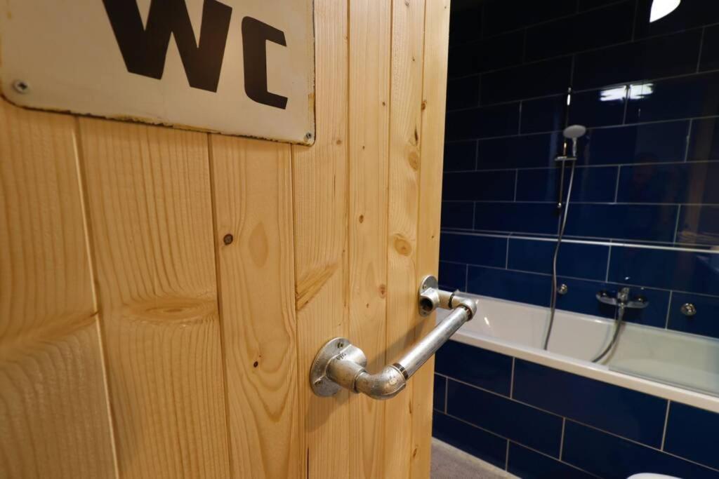Room Emma,Between Bus And Train Station,Netflix,Speed Wi-Fi 자그레브 외부 사진