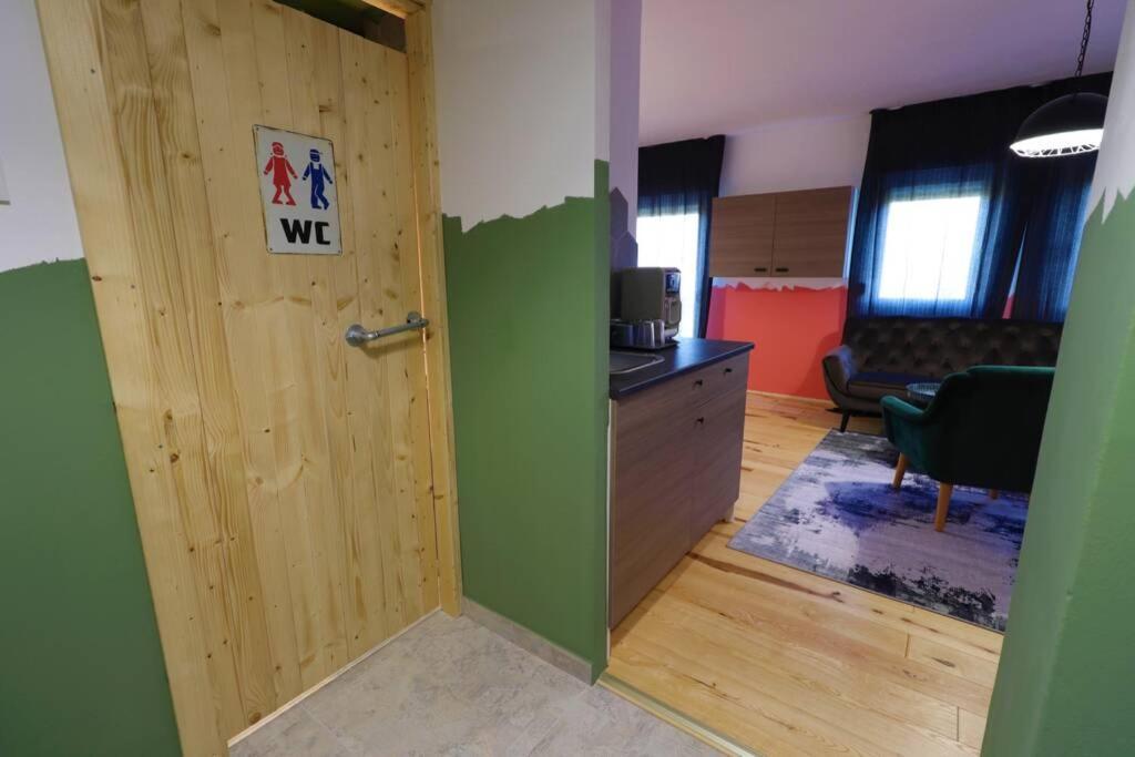 Room Emma,Between Bus And Train Station,Netflix,Speed Wi-Fi 자그레브 외부 사진