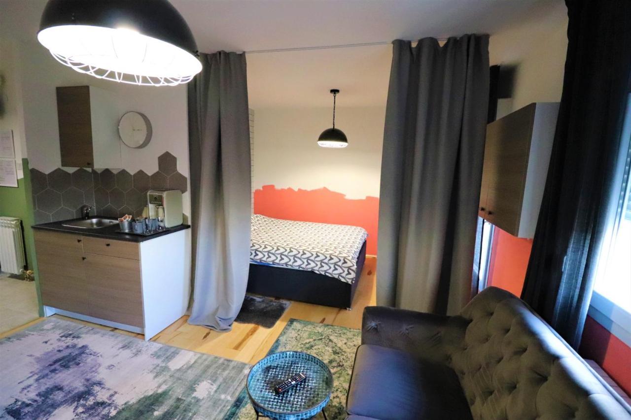 Room Emma,Between Bus And Train Station,Netflix,Speed Wi-Fi 자그레브 외부 사진